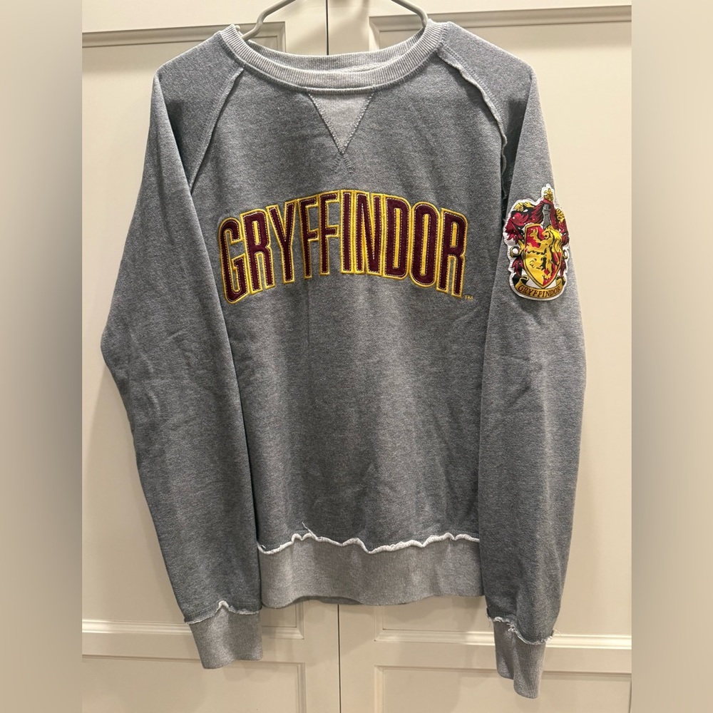 Gryffindor Crest Gray Sweatshirt